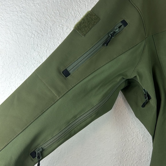 Smith & Wesson green quarterback zip jacket - Picture 3 of 8